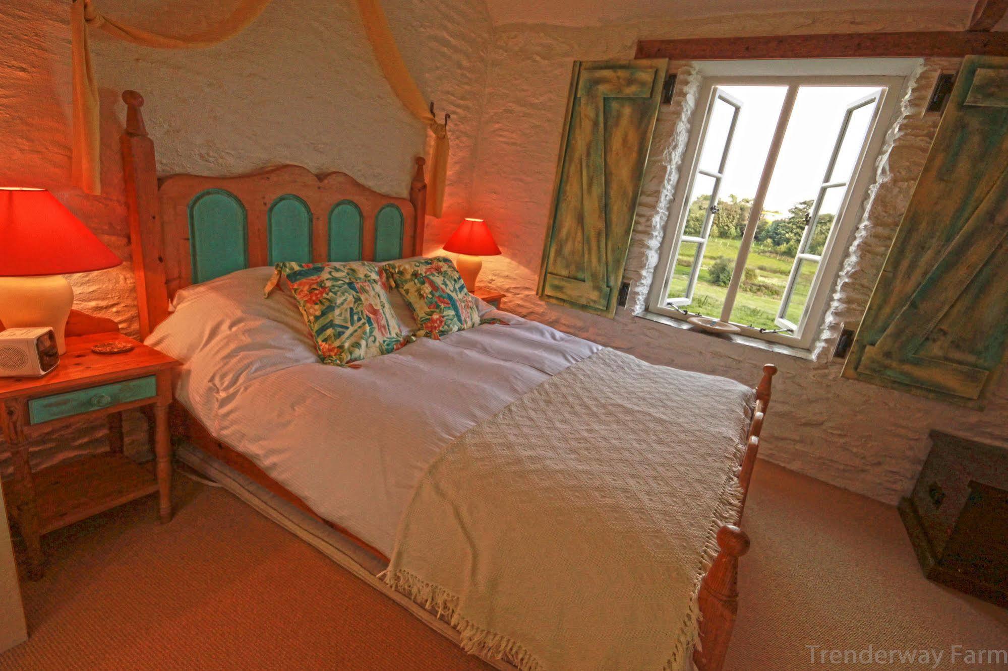 Trenderway Farm Bed & Breakfast Looe Exterior foto